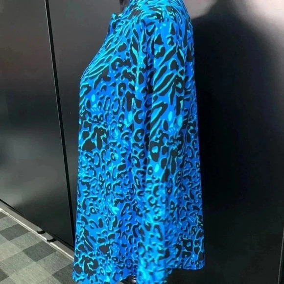 Style & Co. Adjustable long sleeve, button down lightweight blouse, pattern - Picture 3 of 10